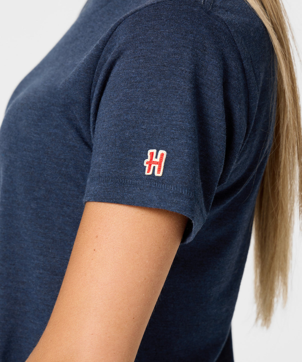Women's Cleveland Guardians Cap Logo '22